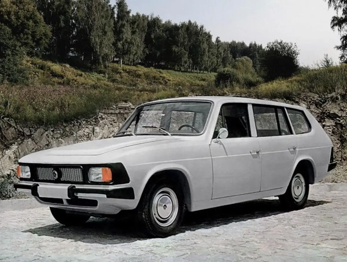 Anadol A5 SV-1600 (1973-1982): Trkiyenin lk 5-Kapl Fiber-Glass Station Wagonu