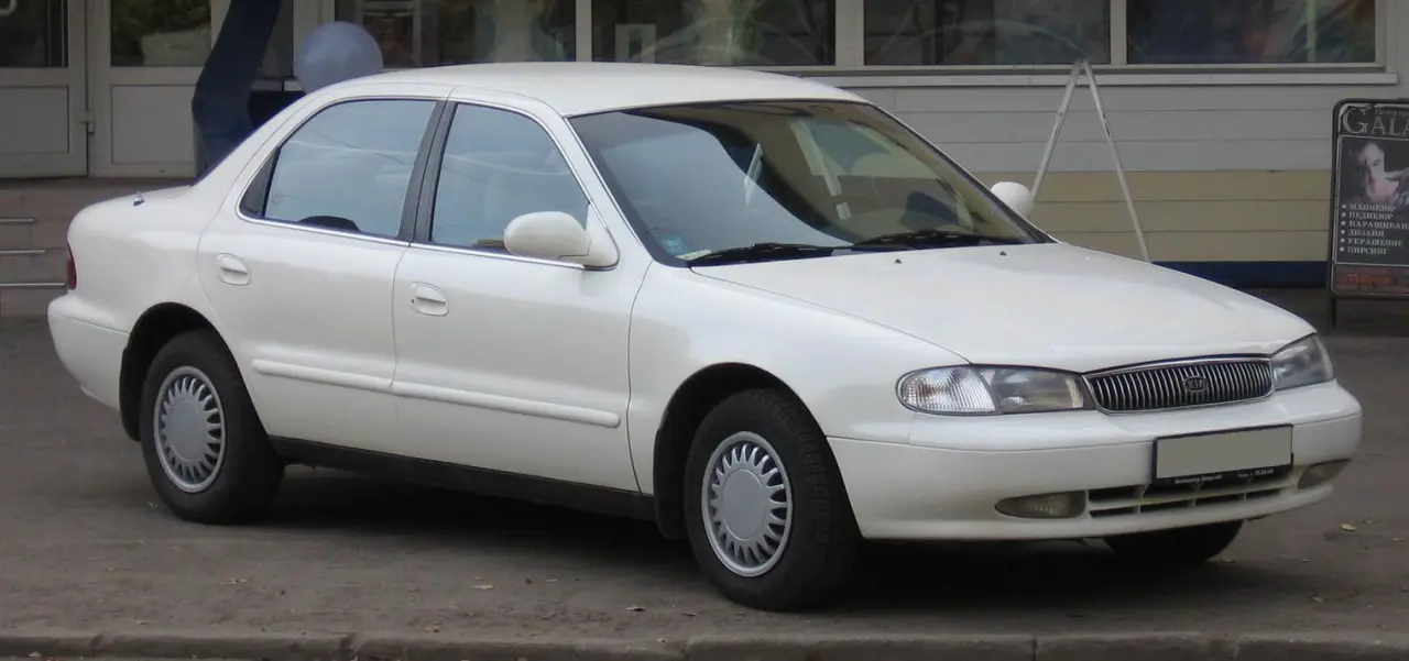 Kia Credos (1995-2001)  lk Orta Snf Sedan