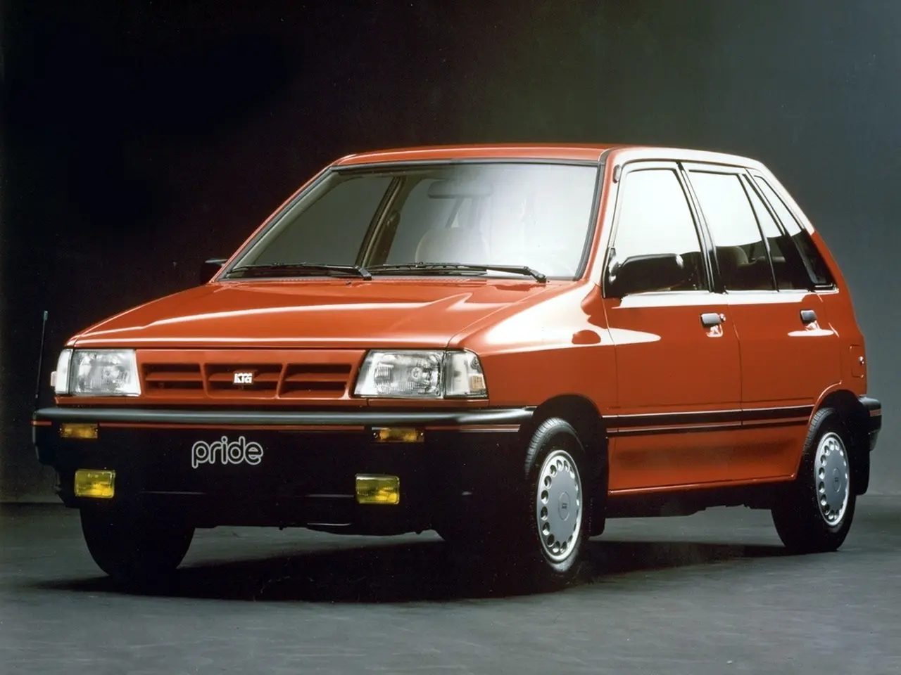 Kia Pride (1986-2000)  Kresel Baarya Alan Kap