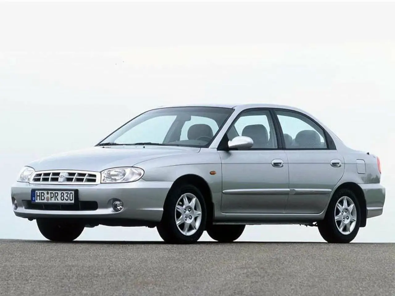 Kia Sephia (1992-2003)  Modern Dneme Gei
