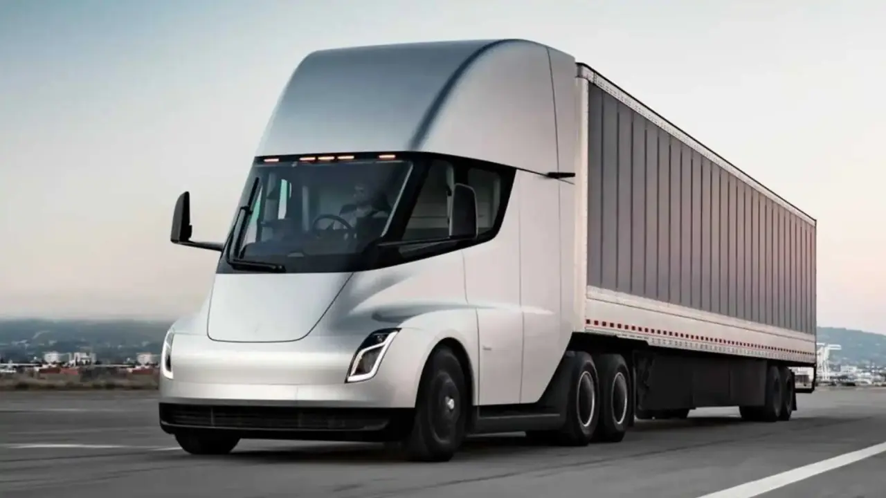 Tesla Semi (2022-)