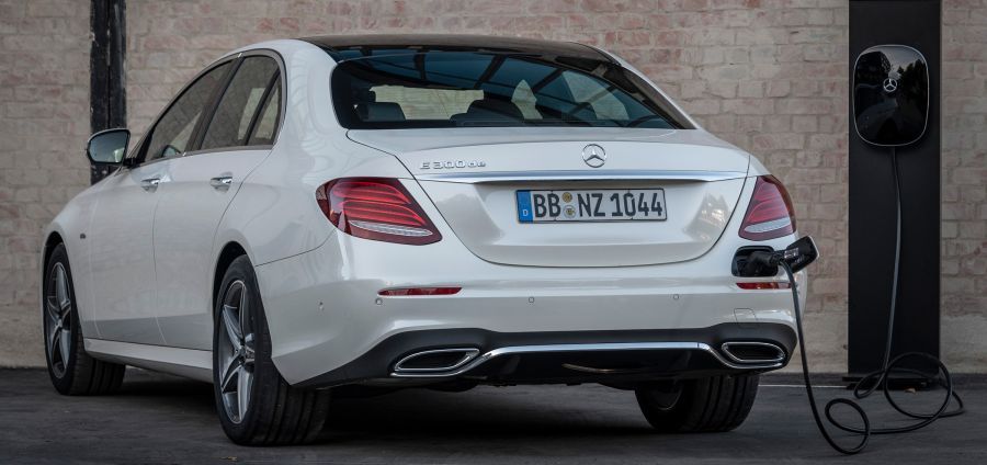 Yeni Mercedes E300 Dizel Plug-in Hybrid ngilterede Sata Sunuldu