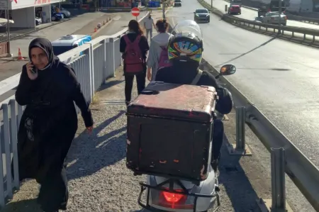 Motokurye Ter�r�: K�rm�z� I��k �hlali, Kald�r�m Kullan�m� ve Trafik �hlalleri