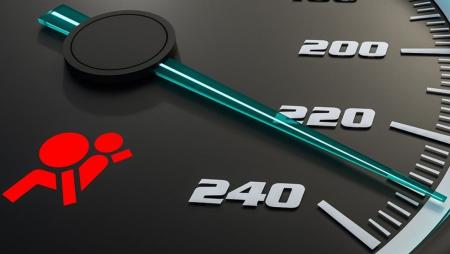 Airbag I���� Neden Yanar? Airbag Lambas� Nas�l S�nd�r�l�r?