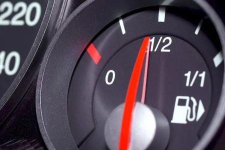 Arac�n Deposunda Ne Kadar Yak�t Olmal�?