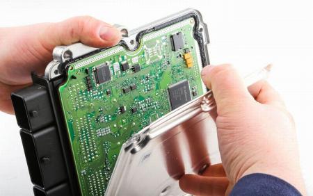 ECU, ECM, PCM Nedir? ECU Ar�za Belirtileri Nelerdir?