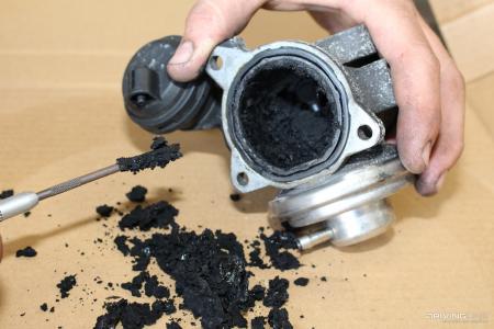 EGR Valfi Nedir? EGR Valfi Ar�za Belirtileri Nelerdir?