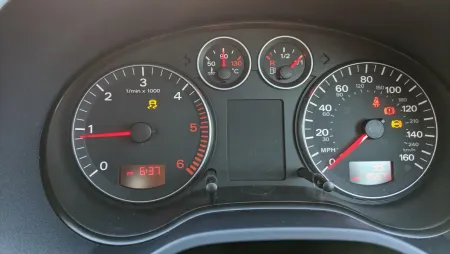 ESP Uyarı Işığı Neden Yanar? Ne Anlama Gelir?