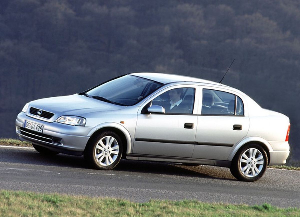 Opel Astra  G 2001