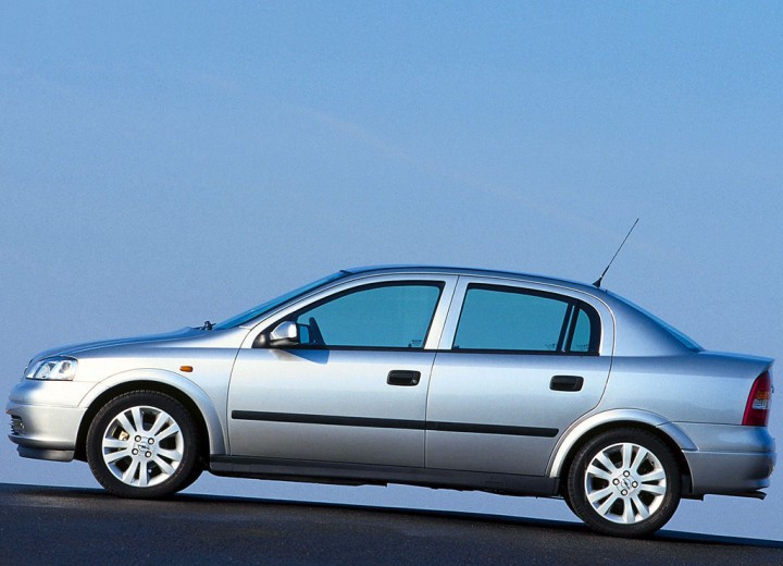 Opel Astra G 1.6 Z16XE 2004